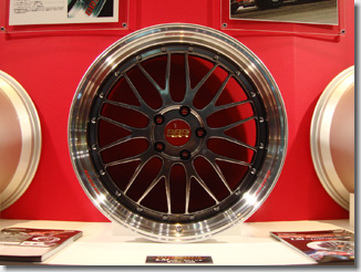 autosalon03.jpg