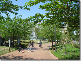 Shinagawa Canal Side