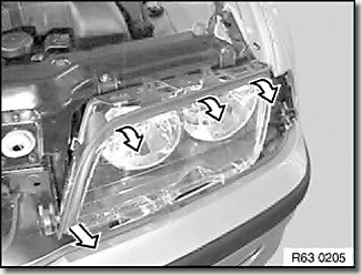 Removing and installing/replacing lens cover for headlight