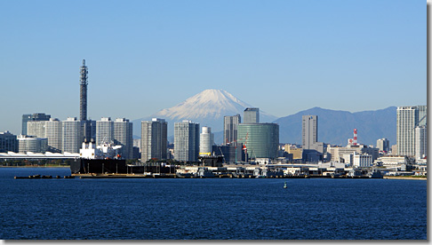 Mt.Fuji from Yokohama Minato Mirai